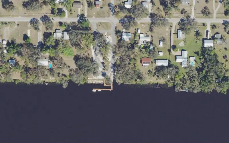 Aerial photo of the area around Alva Public Boat Ramp, Lee County