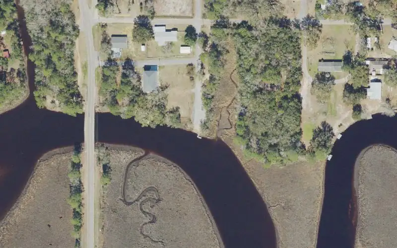 Aerial photo of the area around Avalon Public Boat Ramp #1 - Mulat Boat Ramp, Santa Rosa County
