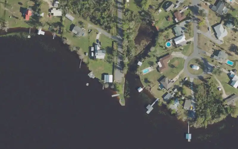 Aerial photo of the area around Bayhead South Public Boat Ramp, Bay County