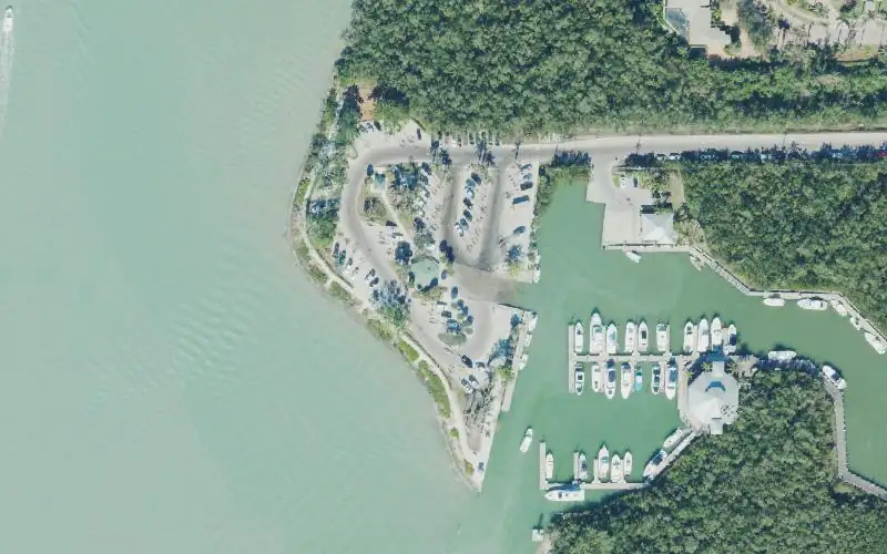 Aerial photo of the area around Bayview Park Public Boat Ramp (Naples), Collier County