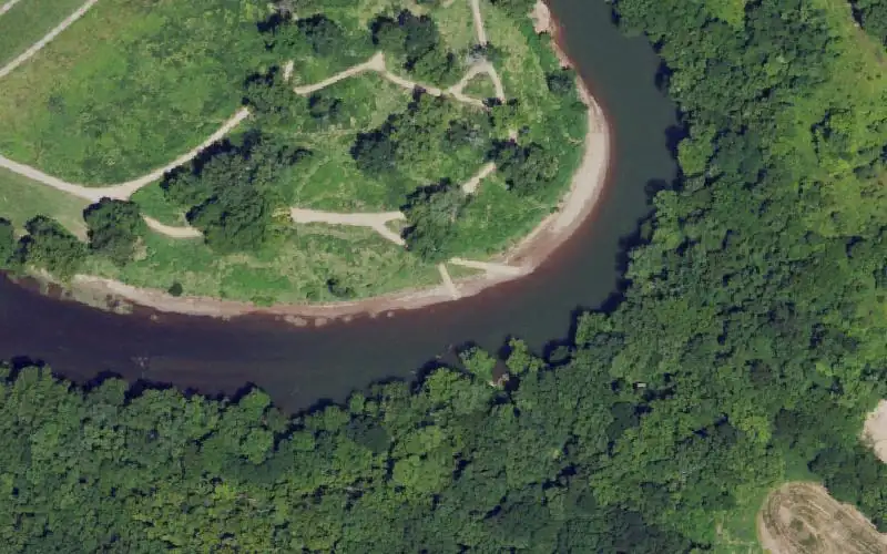 Aerial photo of the area around Beach Bend Campground Ramp, Warren County