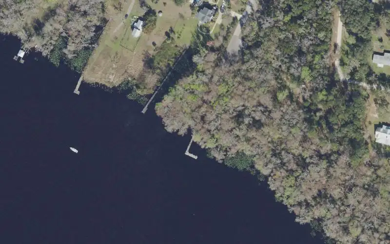 Aerial photo of the area around Brown's Landing Public Boat Ramp (Palatka), Putnam County