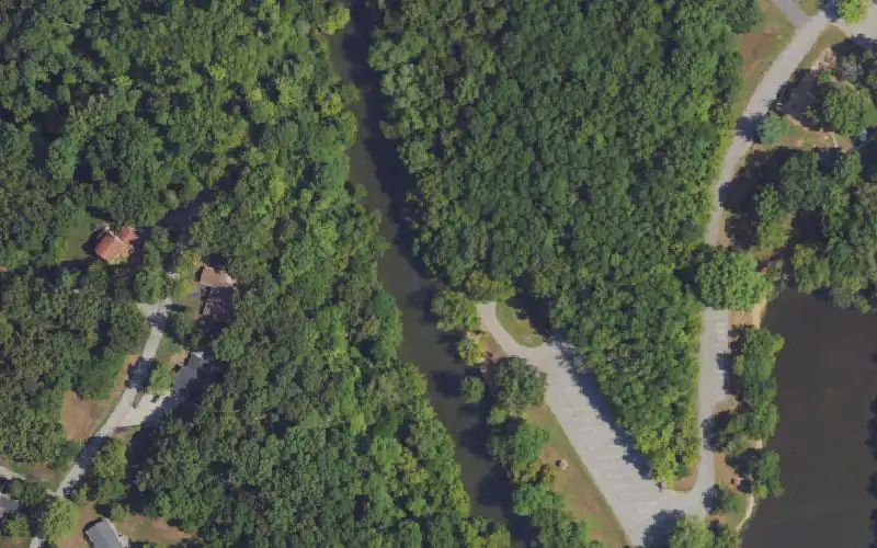 Aerial photo of the area around Cadiz Roadside Park, Trigg County