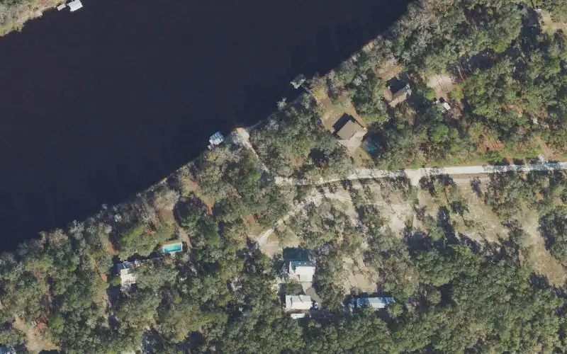 Aerial photo of the area around Calloway Boat Landing, Gilchrist County