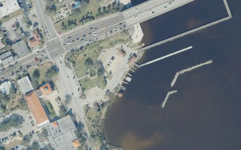 Aerial photo of the area around Cassen Park (Granada Riverfront Park), Volusia County