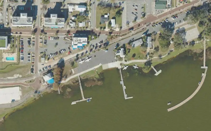 Aerial photo of the area around City of Tavares Seaplane Base FA1, Lake County