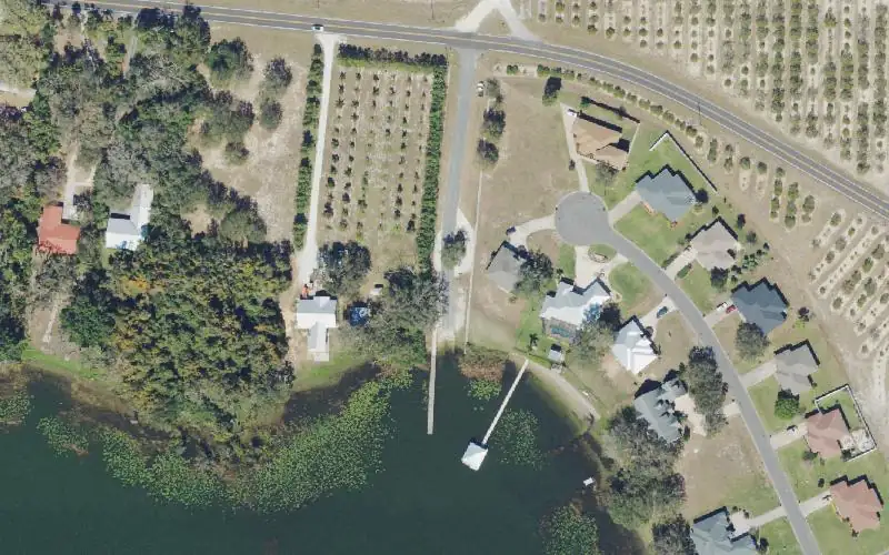 Aerial photo of the area around Dinner Lake Public Boat Ramp, Highlands County