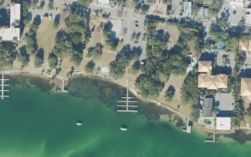 Aerial photo of the area around Fort Walton Beach Landing (Kayaks or Very Small Boats), Okaloosa County