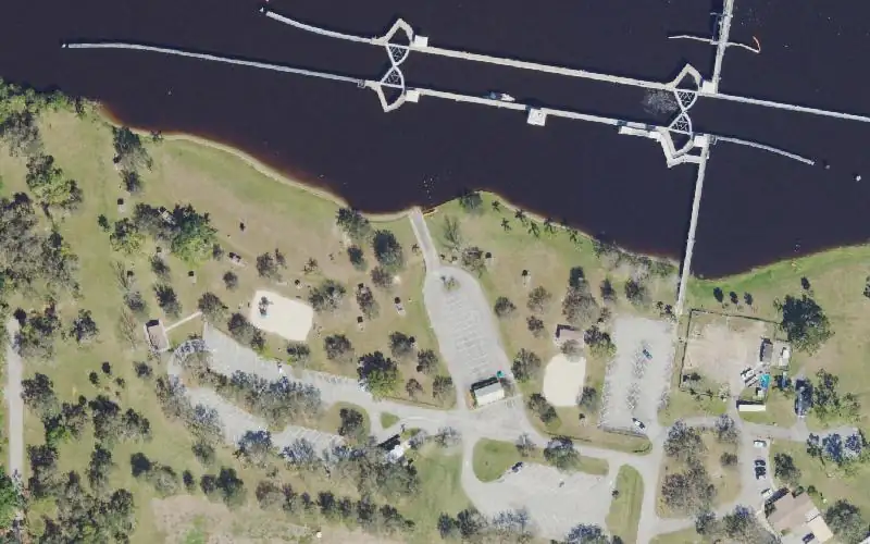 Aerial photo of the area around Franklin Lock South Recreation Area, Lee County
