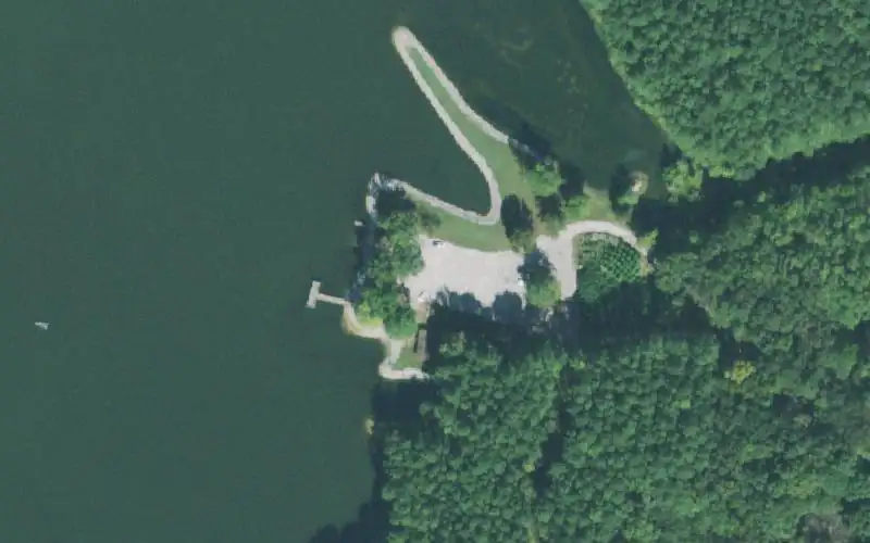 Aerial photo of the area around Garrett Lake, Weakley County