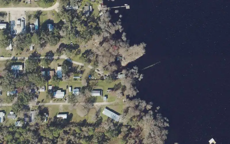Aerial photo of the area around Hideway Cove Camping And Fishing (Closed - No Trespassing), Putnam County