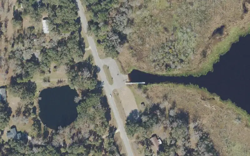 Aerial photo of the area around Holden Park Public Boat Ramp, Alachua County
