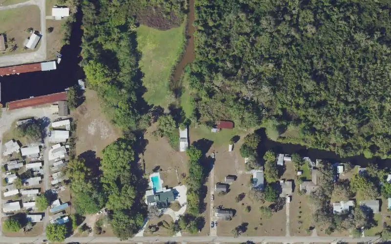 Aerial photo of the area around Jack's Cottages, Lake County