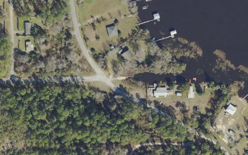 Aerial photo of the area around Jake's Landing Fish Camp (Closed), Putnam County