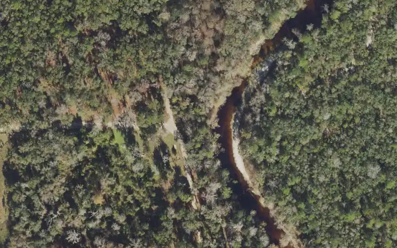 Aerial photo of the area around Jennings Bluff Canoe Launch, Hamilton County