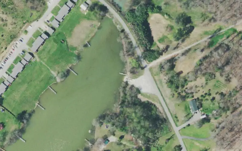 Aerial photo of the area around Johnson Creek, Roane County