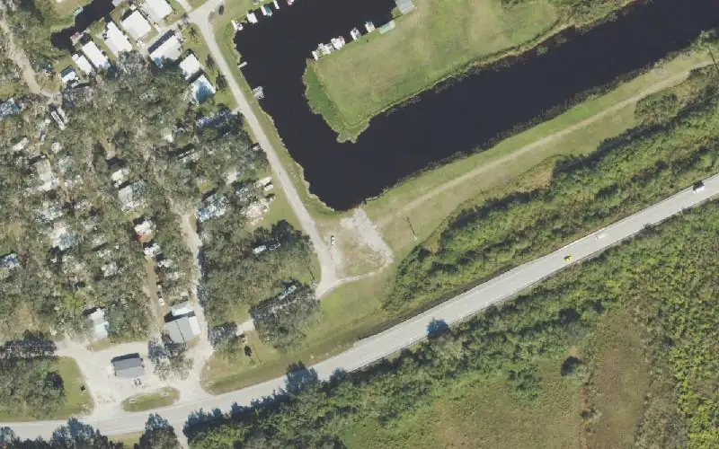 Aerial photo of the area around Kissimmee River Fishing Resort, Highlands County