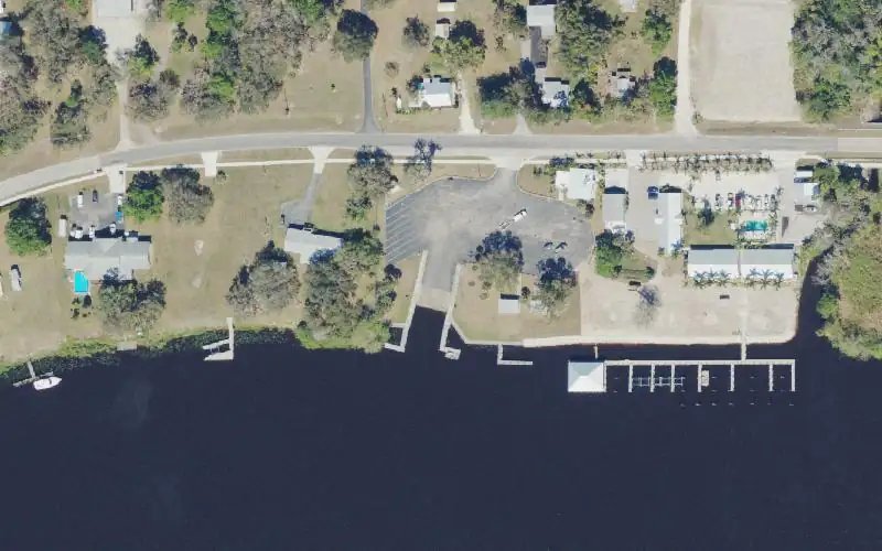 Aerial photo of the area around Labelle Recreation Access Area - Hendry County Boat Dock - Bob Mason Park, Hendry County