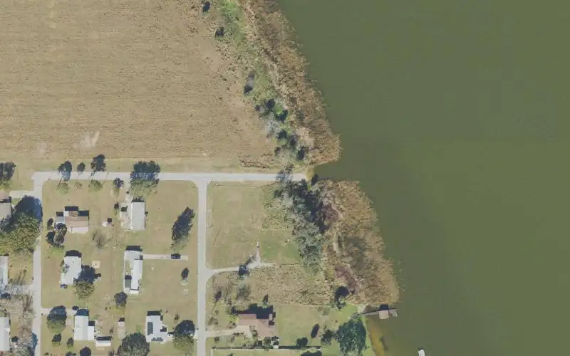 Aerial photo of the area around Lake Apopka West Shore Boat Ramp, Lake County