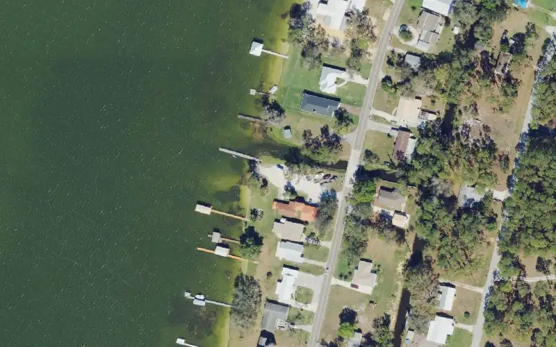 Aerial photo of the area around Lake Francis Public Boat Ramp (Highlands County), Highlands County