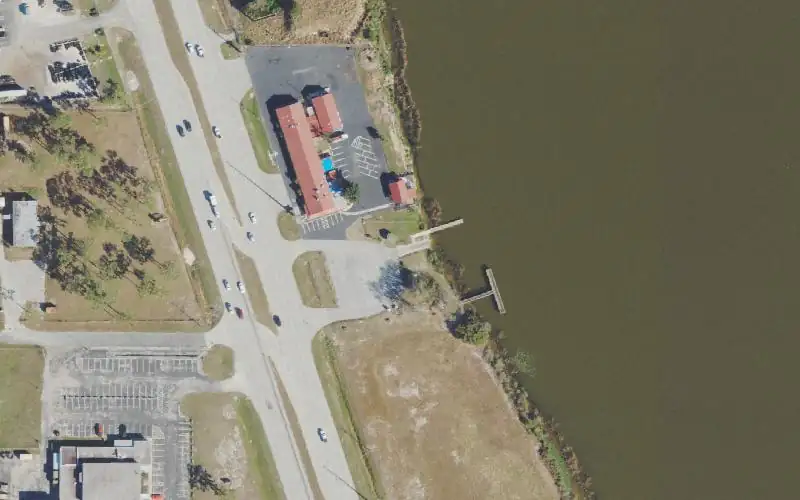 Aerial photo of the area around Lake Glenada Public Boat Ramp, Highlands County