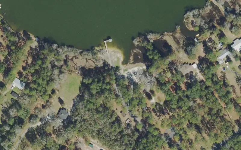 Aerial photo of the area around Lake Stanley Park Boat Ramp, Walton County