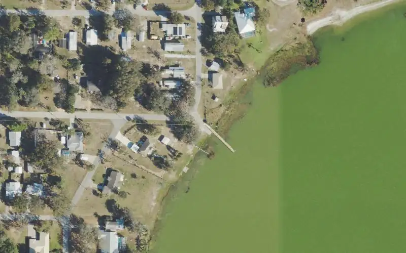 Aerial photo of the area around Lake Viola Public Boat Ramp, Highlands County