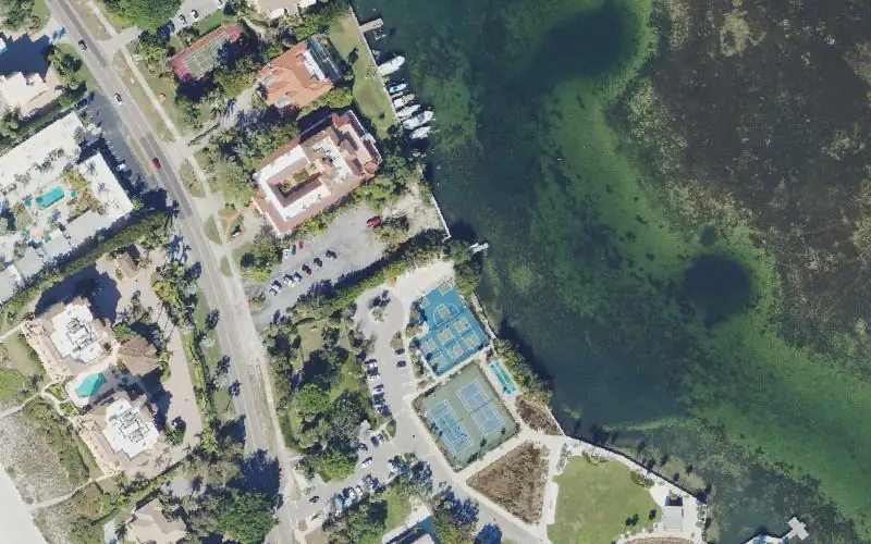 Aerial photo of the area around Longboat Key Bayfront Park Recreation Center - Kayak Launch, Sarasota County