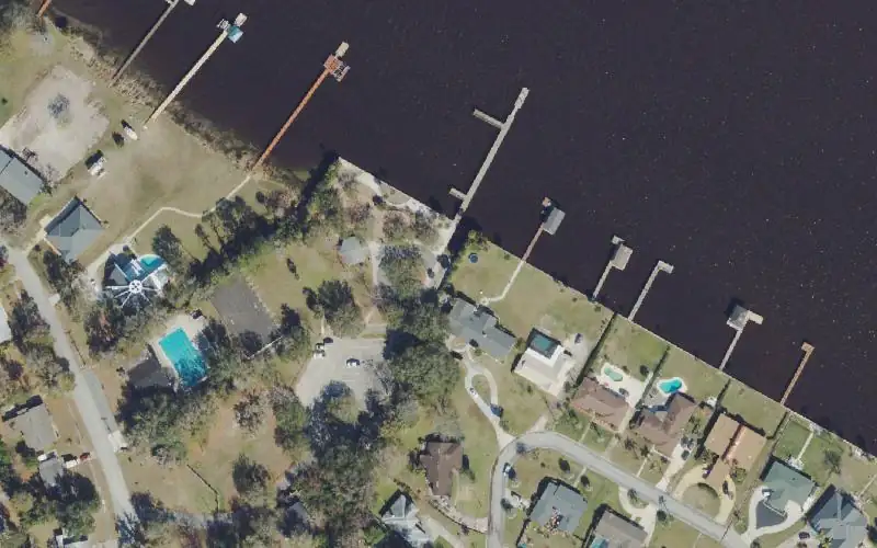 Aerial photo of the area around Lonnie Wurn Boat Ramp, Duval County
