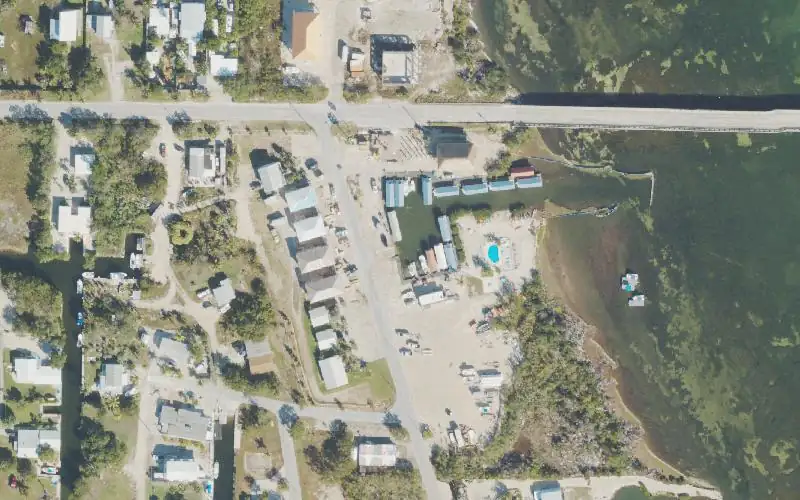 Aerial photo of the area around Old Wooden Bridge Guest Cottages And Marina, Monroe County
