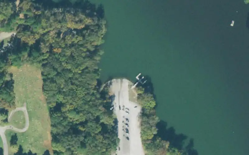 Aerial photo of the area around Pickwick State Park Ramp #1, Hardin County