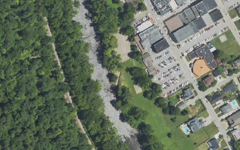Aerial photo of the area around Prestonsburg Ramp, Floyd County