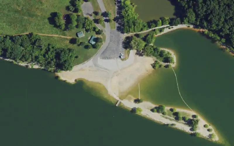Aerial photo of the area around Quarry Road Beach, Barren County