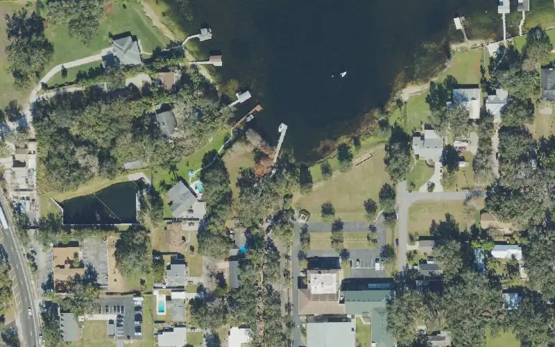 Aerial photo of the area around Randolph Street Public Boat Ramp, Orange County