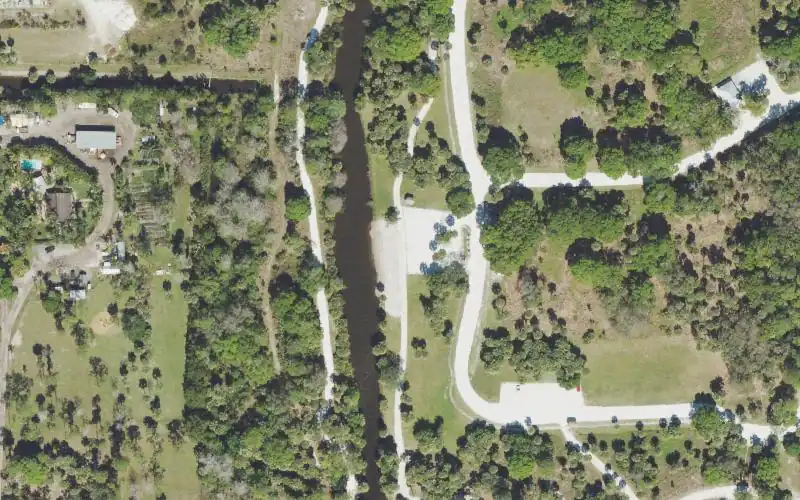 Aerial photo of the area around Riverbend Park Canoe and Kayak Launch, Palm Beach County