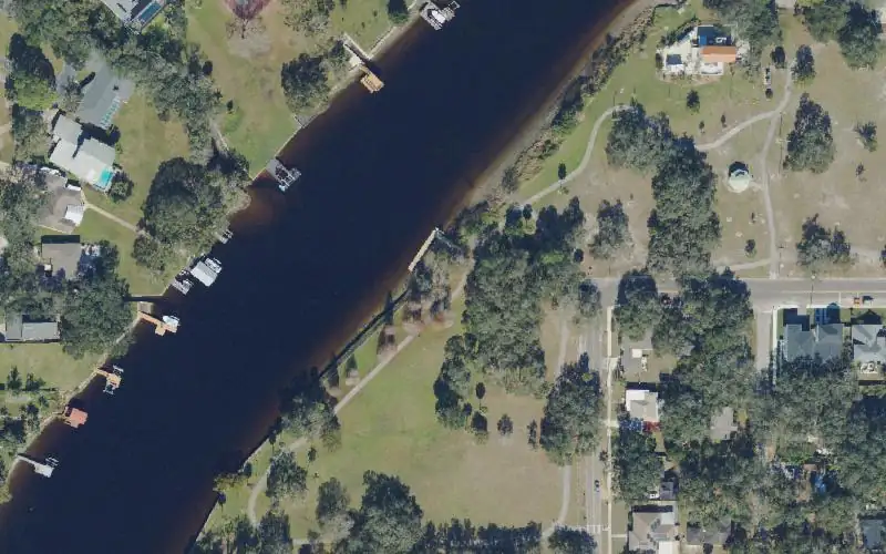 Aerial photo of the area around Rivercrest Park Paddlecraft Launch Dock, Hillsborough County