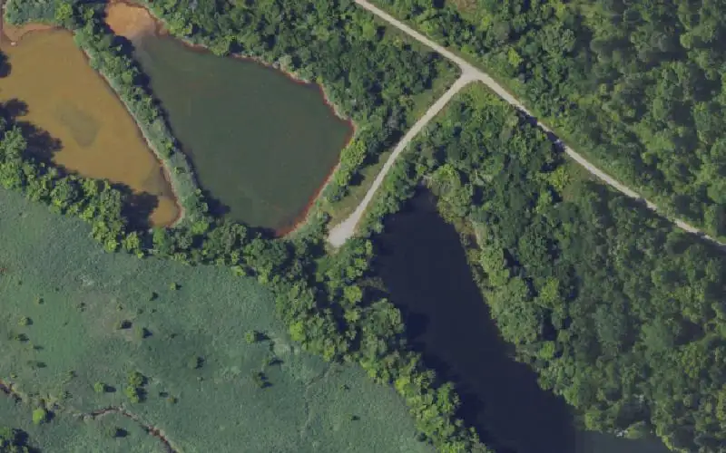 Aerial photo of the area around SL5 Lake, Muhlenberg County