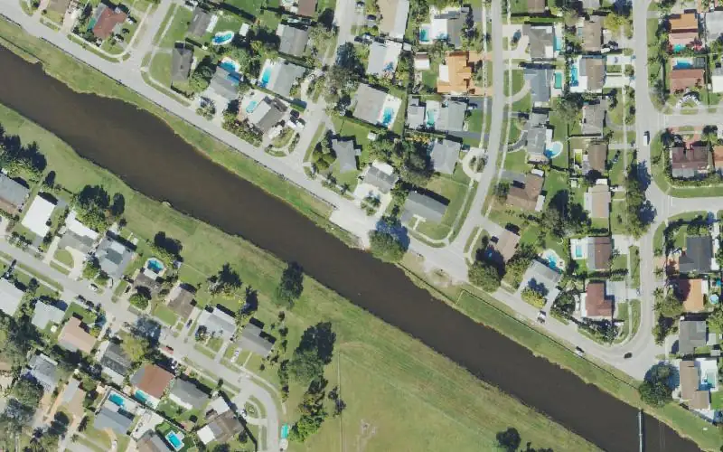 Aerial photo of the area around Snapper Creek Canal ( C-2 ) at SW 97th Avenue, Miami-Dade County