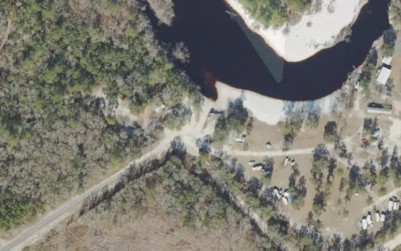 Aerial photo of the area around St. Mary's Cove Public Boat Ramp (Steel Bridge Road), Baker County