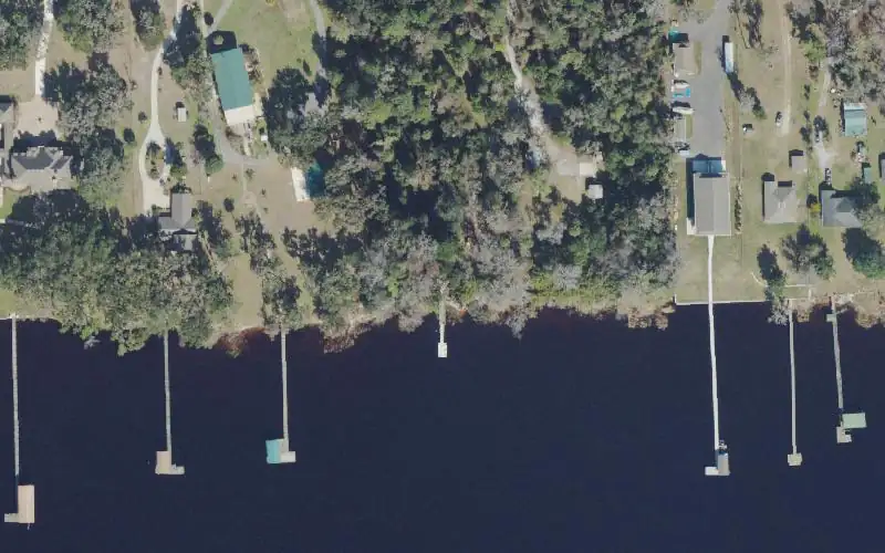 Aerial photo of the area around Tanglewylde Nature Park - Kayak Launch, Putnam County