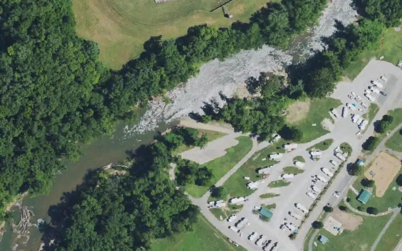 Aerial photo of the area around Thompson Park Ramp, Knox County