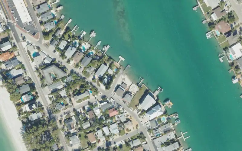Aerial photo of the area around Treasure Island 84th Avenue Public Boat Ramp, Pinellas County