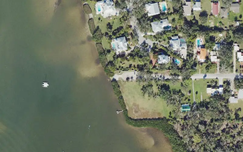 Aerial photo of the area around Vamo Park Paddlecraft Ramp, Sarasota County