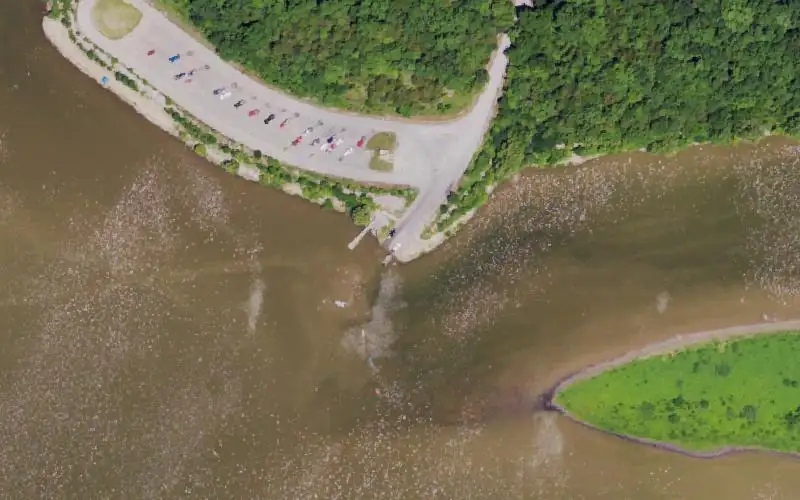 Aerial photo of the area around Van Buren Ramp, Anderson County