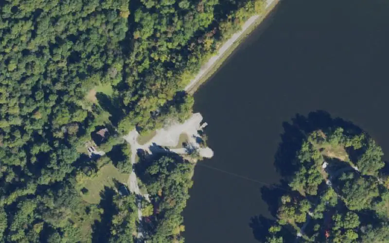 Aerial photo of the area around Washburn Lake, Ohio County