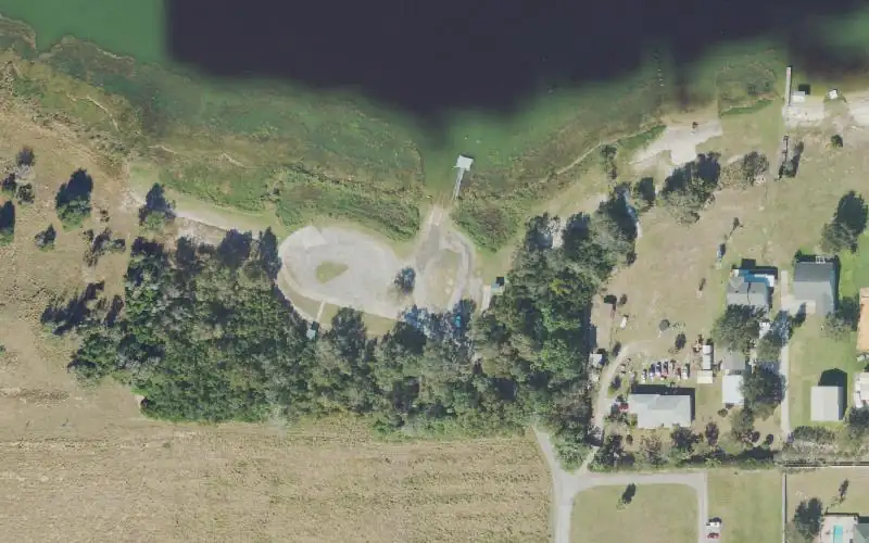 Aerial photo of the area around Wellington Park on Lake Easy, Polk County