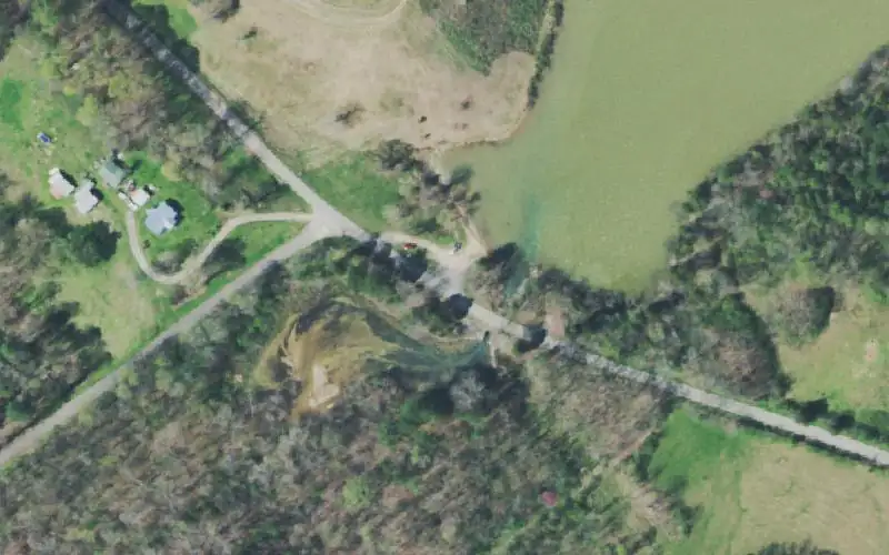Aerial photo of the area around Whitestone, Roane County