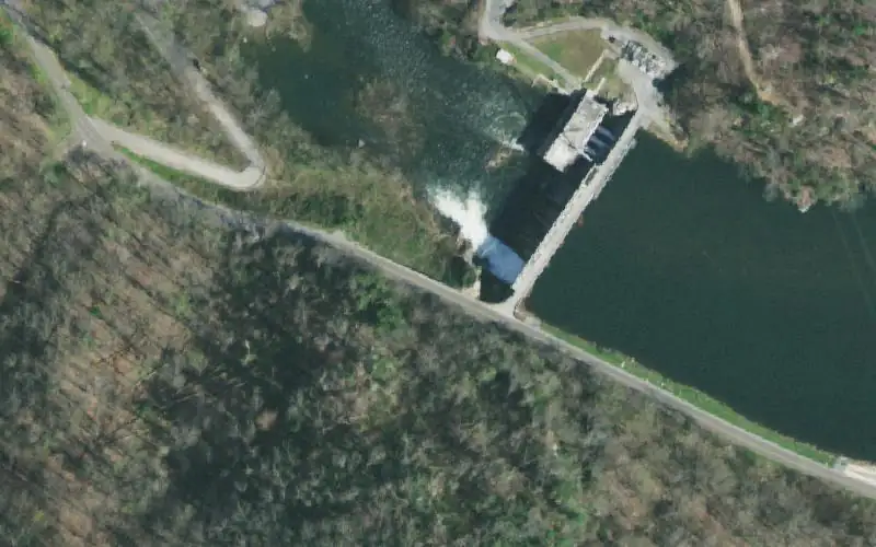 Aerial photo of the area around Wilbur Dam Access, Carter County