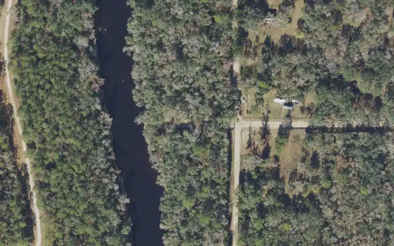 Aerial photo of the area around Withlacoochee River - NW 47th Street, Hamilton County