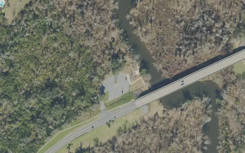 Aerial photo of the area around Yancey Bridge Public Boat Ramp, Jackson County